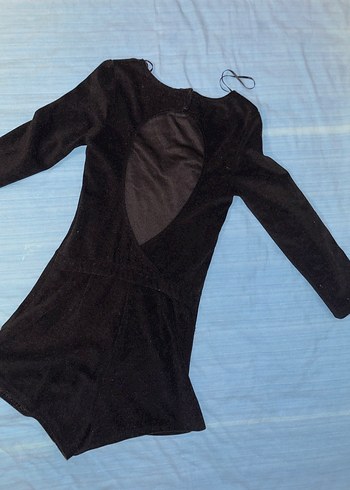 Pull and bear kadife siyah mini tulum - Görsel 3