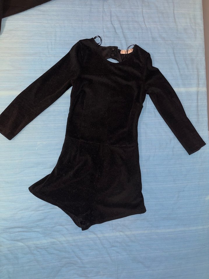 Pull and bear kadife siyah mini tulum - Görsel 2