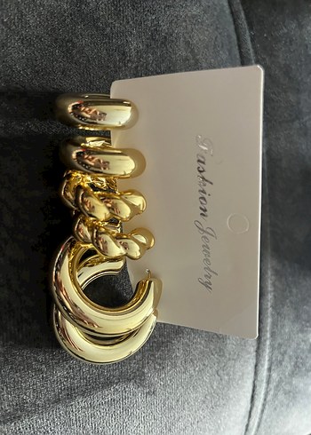 Parlak Altın Kaplamalı Mini Halka Küpeler - Görsel 5