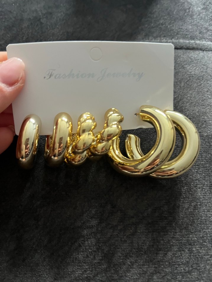 Parlak Altın Kaplamalı Mini Halka Küpeler - Görsel 2