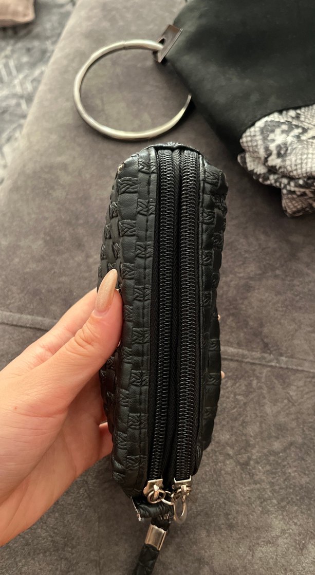 D&G Gri Deri Yılan Desenli Fermuarlı Çanta - Görsel 3