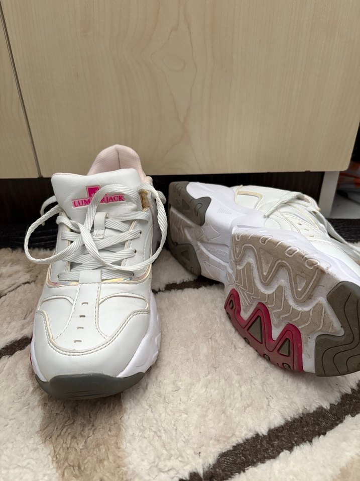 Beyaz Bağcıklı Yüksek Topuklu Kadın Spor Ayakkabı - Görsel 3