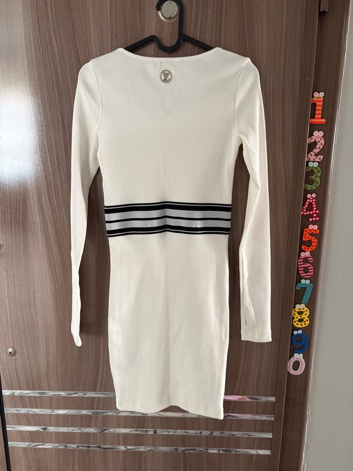 Beyaz yuvarlak Yaka Kemerli Midi Elbise - Görsel 3