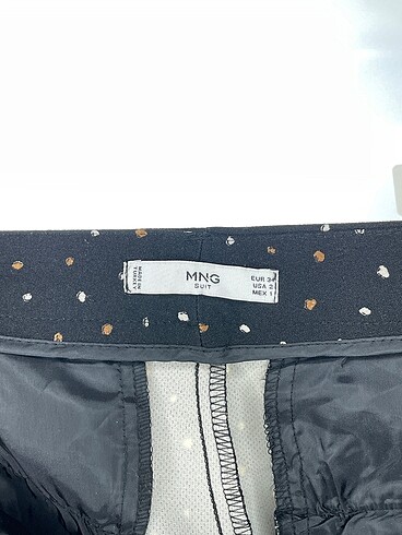 34 Beden çeşitli Renk Mango Kumaş Pantolon %70 İndirimli.
