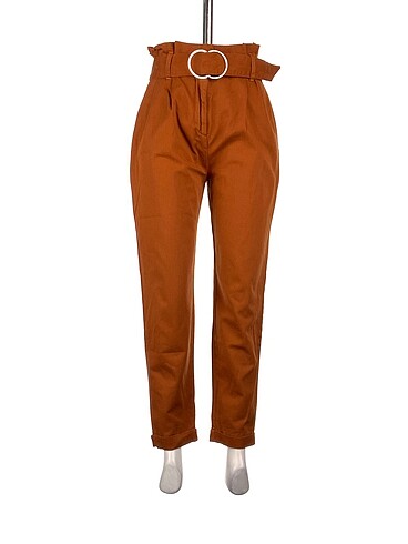 Bershka Kumaş Pantolon %70 İndirimli.