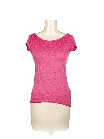 Loft T-shirt %70 İndirimli.