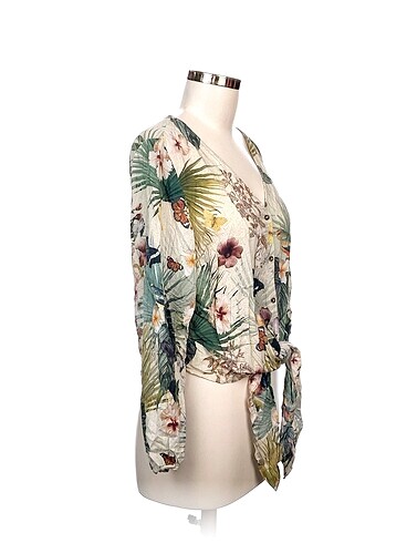 H&M H&M Bluz %70 İndirimli.