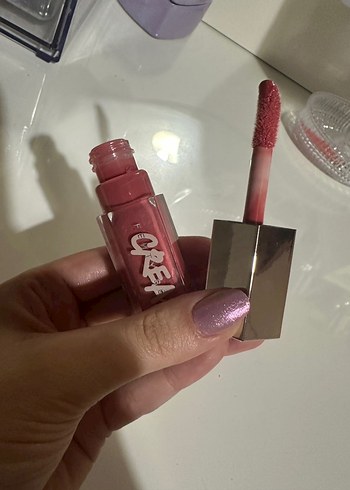 Fenty Beauty Gloss Bomb Cream Dudak Parlatıcısı - Görsel 2