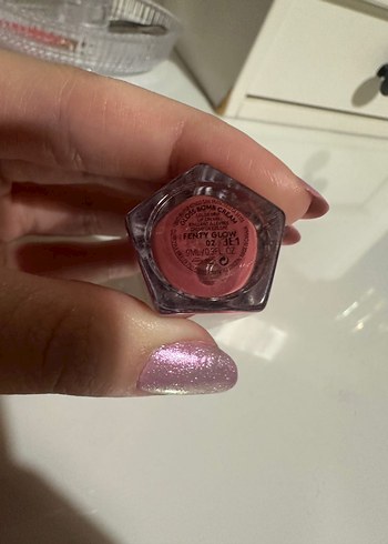 Fenty Beauty Gloss Bomb Cream Dudak Parlatıcısı - Görsel 5
