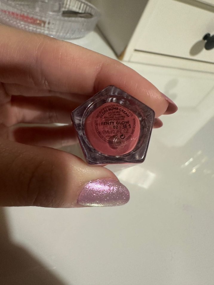 Fenty Beauty Gloss Bomb Cream Dudak Parlatıcısı - Görsel 5