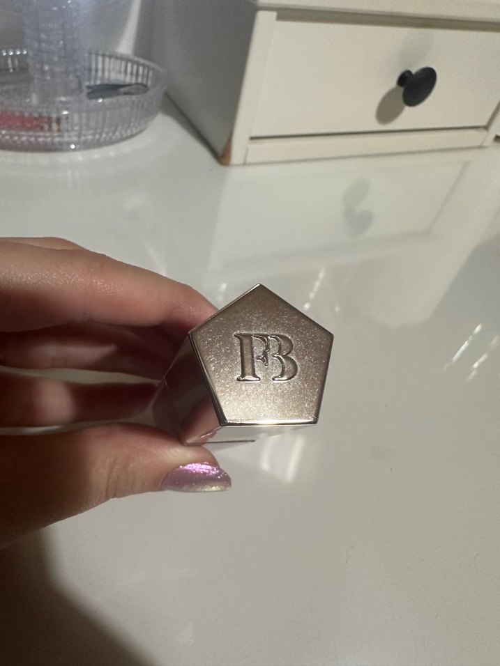 Fenty Beauty Gloss Bomb Cream Dudak Parlatıcısı - Görsel 4