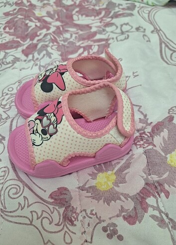 Kız bebek ayakkabi