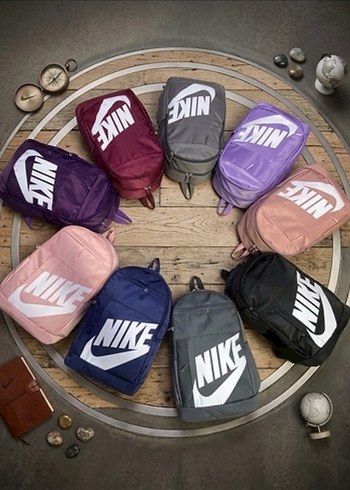 Nike Mini Canta Sehir Stiline Siklik
