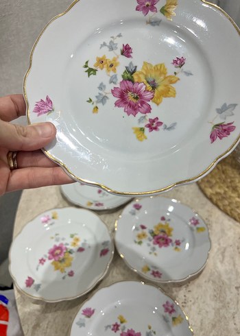 Baveria Çiçek Desenli Beyaz Porselen Tabak Seti - Görsel 3