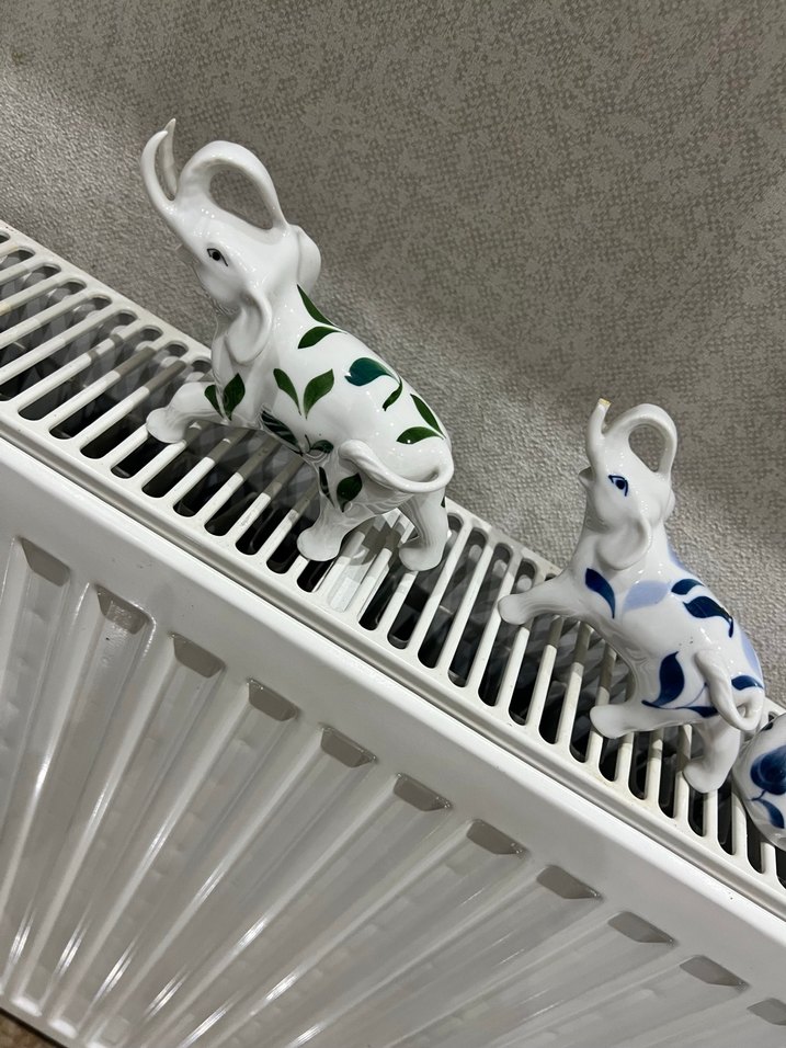 Renkli Desenli Beyaz Fil Biblo Seti - Görsel 2