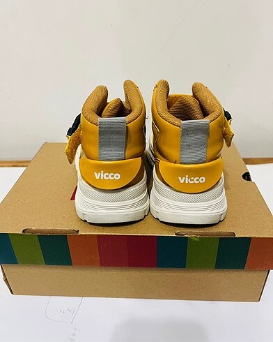 27 Beden sarı Renk Vicco erkek çocuk bot