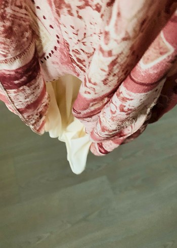 Bohem V Yaka Dantel Detaylı Midi Elbise - Görsel 4