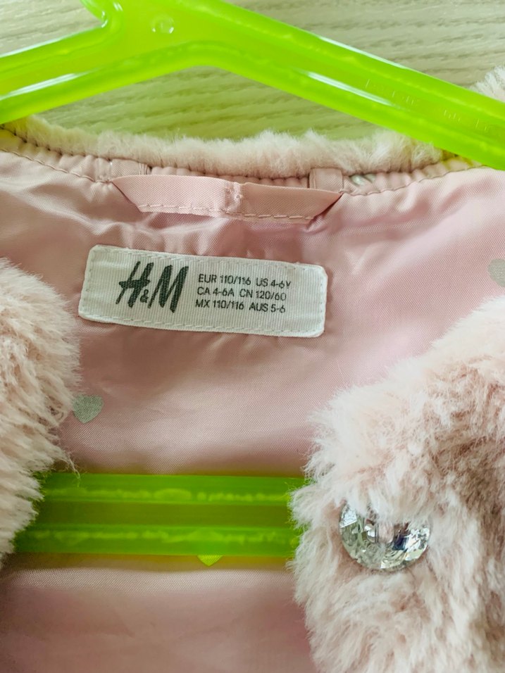 Kız Çocuk Pembe Kürklü Yelek - Görsel 3