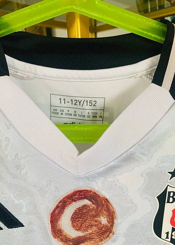 Beyaz Baskılı Kısa Kollu Erkek Forma - Görsel 2