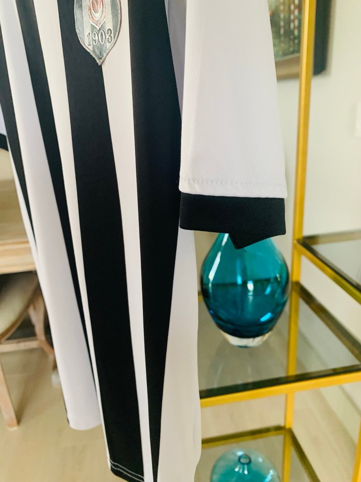 Erkek Siyah Beyaz Çizgili Kısa Kollu Forma Takımı - Görsel 5