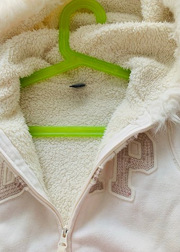 Kız Çocuk Beyaz Kürklü Kapüşonlu Sweatshirt - Görsel 6