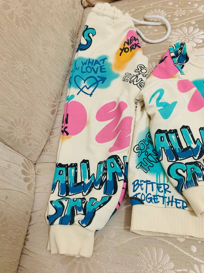 Renkli Baskılı Kız eşofman - Görsel 3