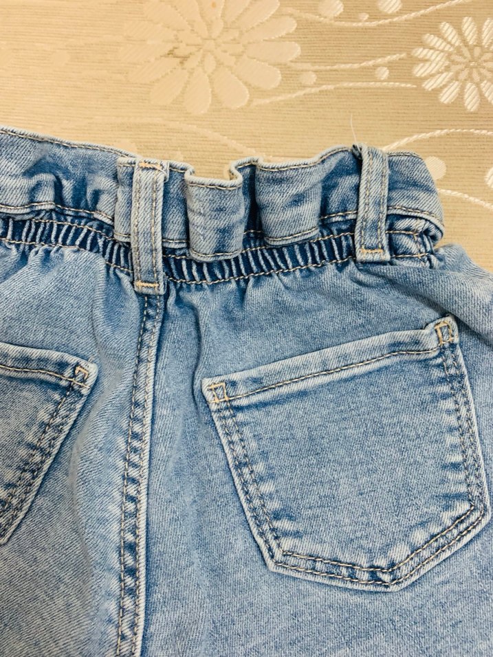 Zara Kızlar için Düğmeli Bol Kesim Kot Şort - Görsel 4