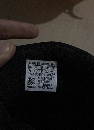 42 Beden siyah Renk 41.5 numara 