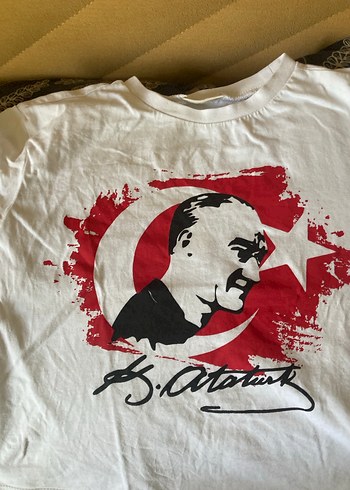 Baskılı Beyaz Pamuklu Kısa Kollu Atatürk Tişört