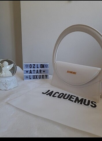 JACQUEMUS 