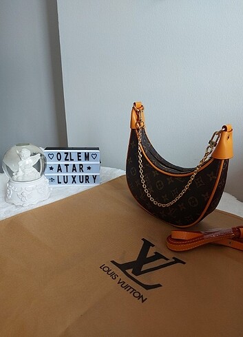 Louis Vuitton LOUIS VUITTON 