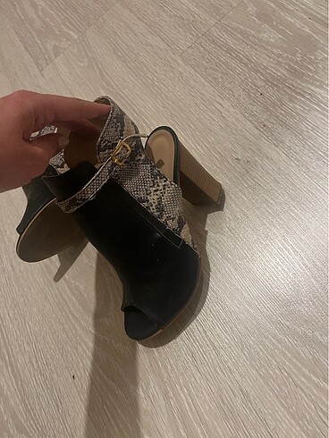 37 Beden çeşitli Renk Bambi marka ayakkabı