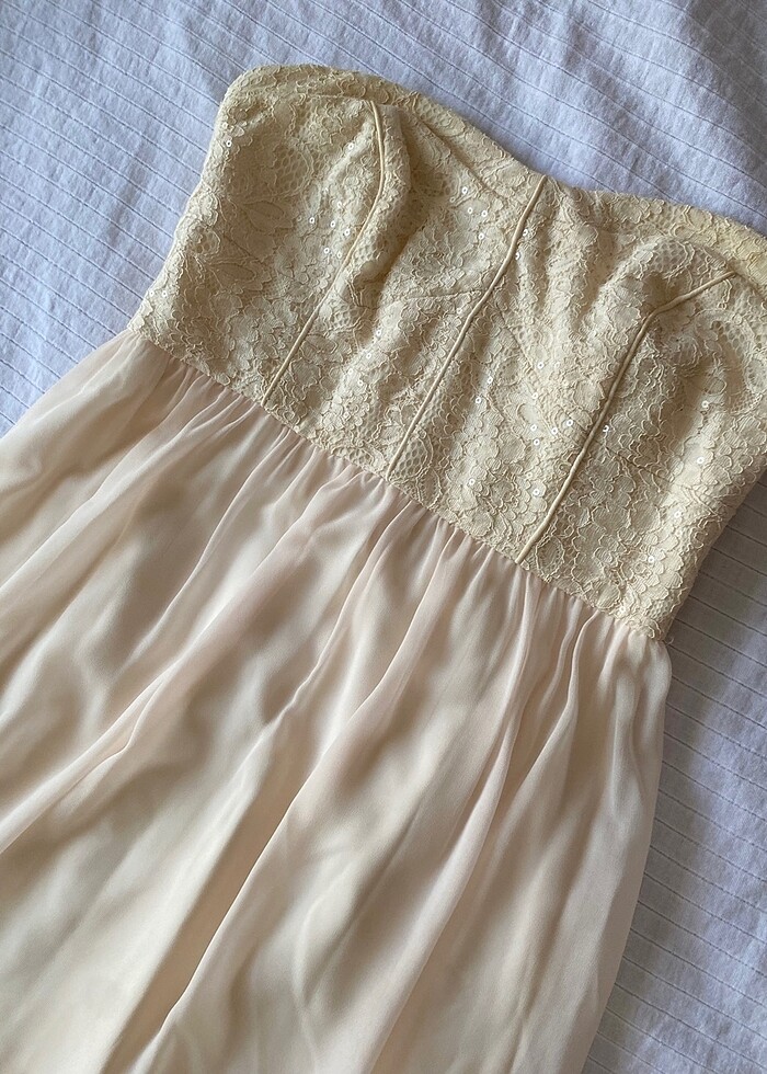 Forever new pullu straplez elbise - Görsel 2