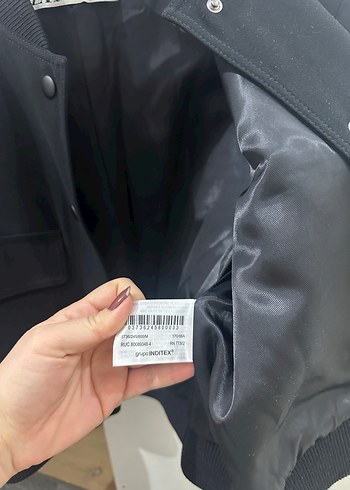 Düğmeli Siyah Midi Kadın Ceket - Görsel 4