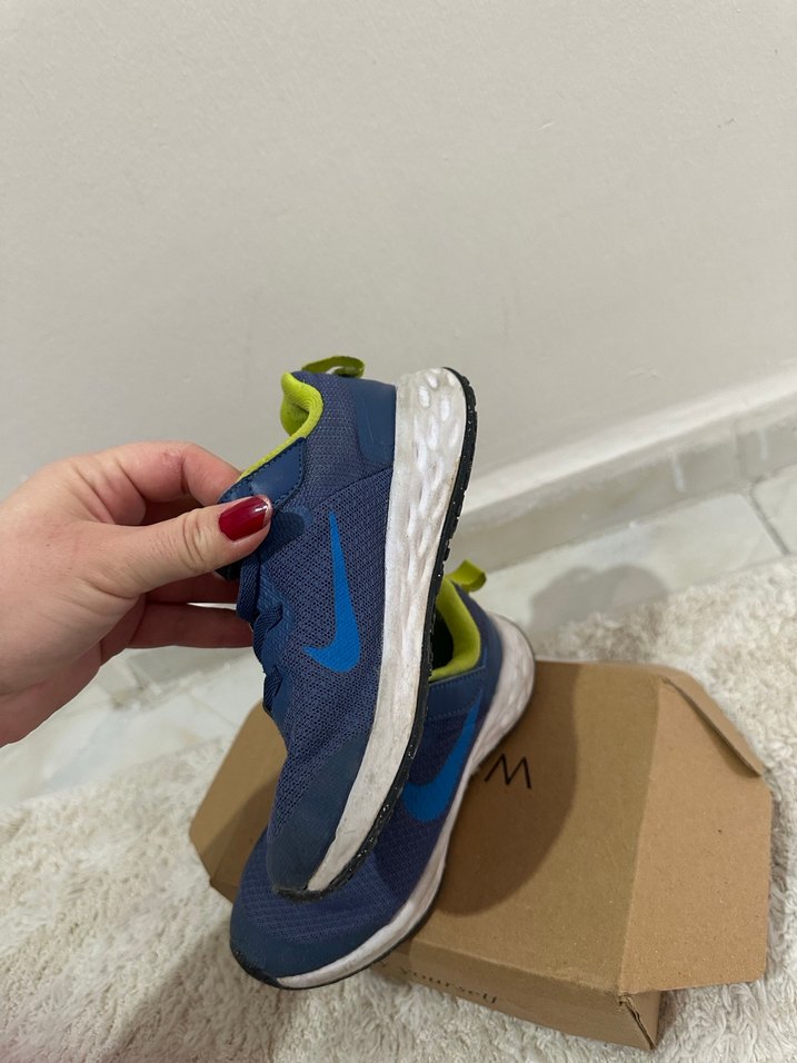 Orijinal Nike spor ayakkabı - Görsel 4