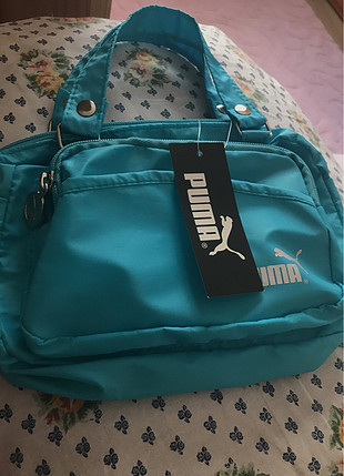 Sıfır etiketli Puma çanta