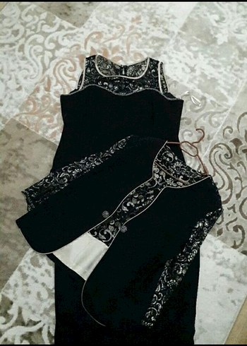 Düğmeli Siyah Midi Kadın Takım Elbise - Görsel 2