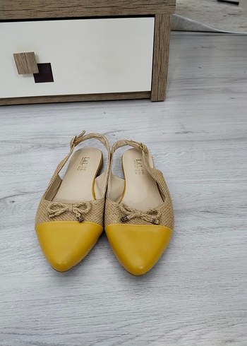 Diğer Sari Ve Bej Dokulu Slingback Babet