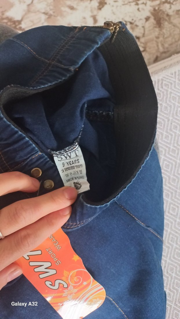 Koyu Lacivert Dar Kesim Denim Jean — görsel 2/3
