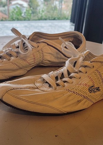 Lacoste ürünü