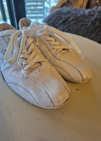 Lacoste ürünü