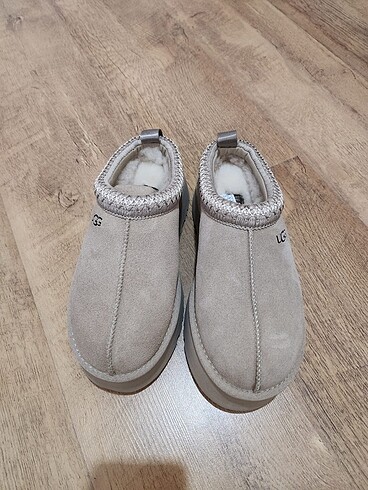 36 Beden Ugg tazz krem