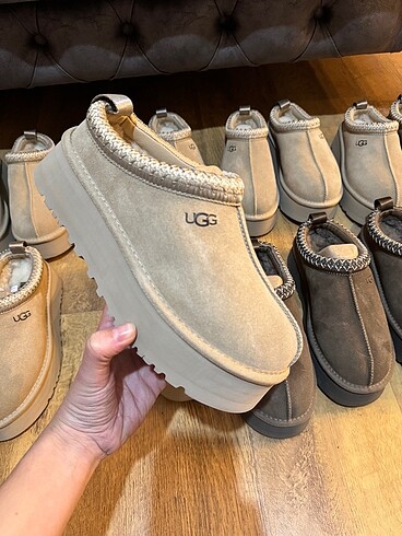 Ugg tazz krem