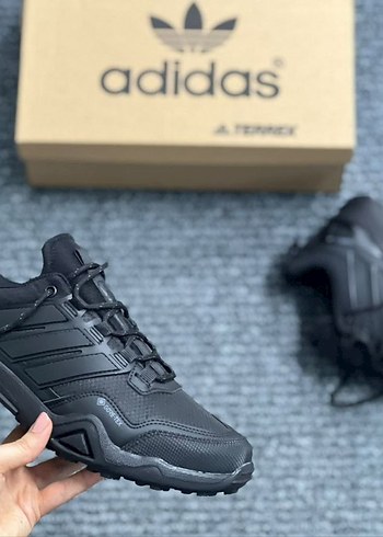 Adidas ürünü