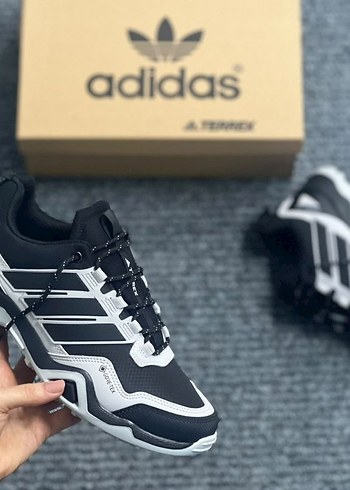Adidas ürünü