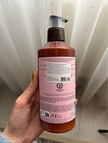 Yves Rocher Yves Rocher Nemlendirici Vücut Losyonu Rahatlatıcı Yulaf & Karab
