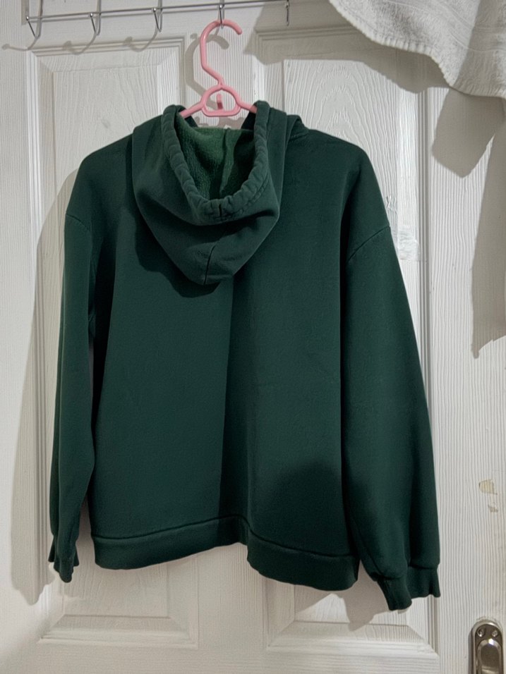 Koyu Yeşil Kapüşonlu Sweatshirt — görsel 2/3