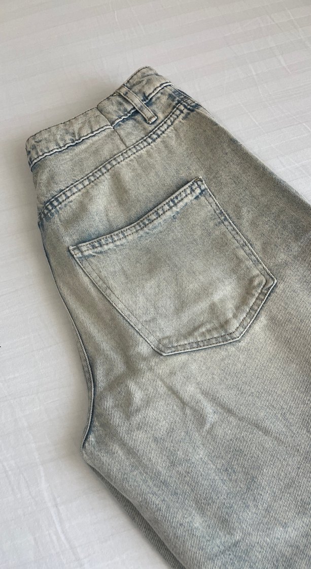 Açık Mavi Yıkamalı Rahat Denim Jean — görsel 2/5