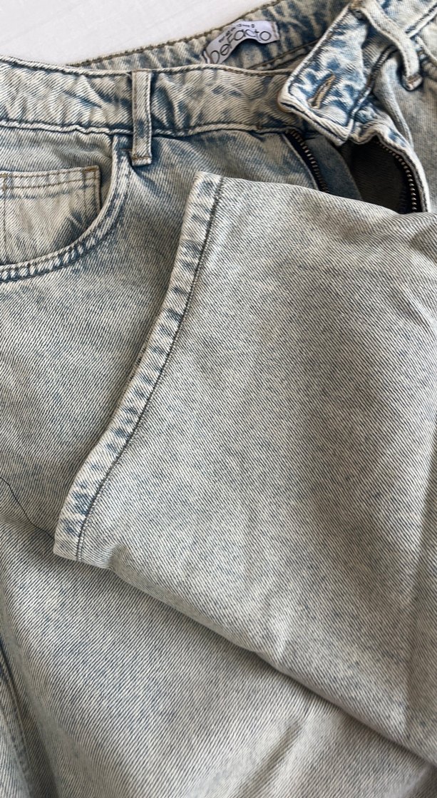 Açık Mavi Yıkamalı Rahat Denim Jean — görsel 4/5