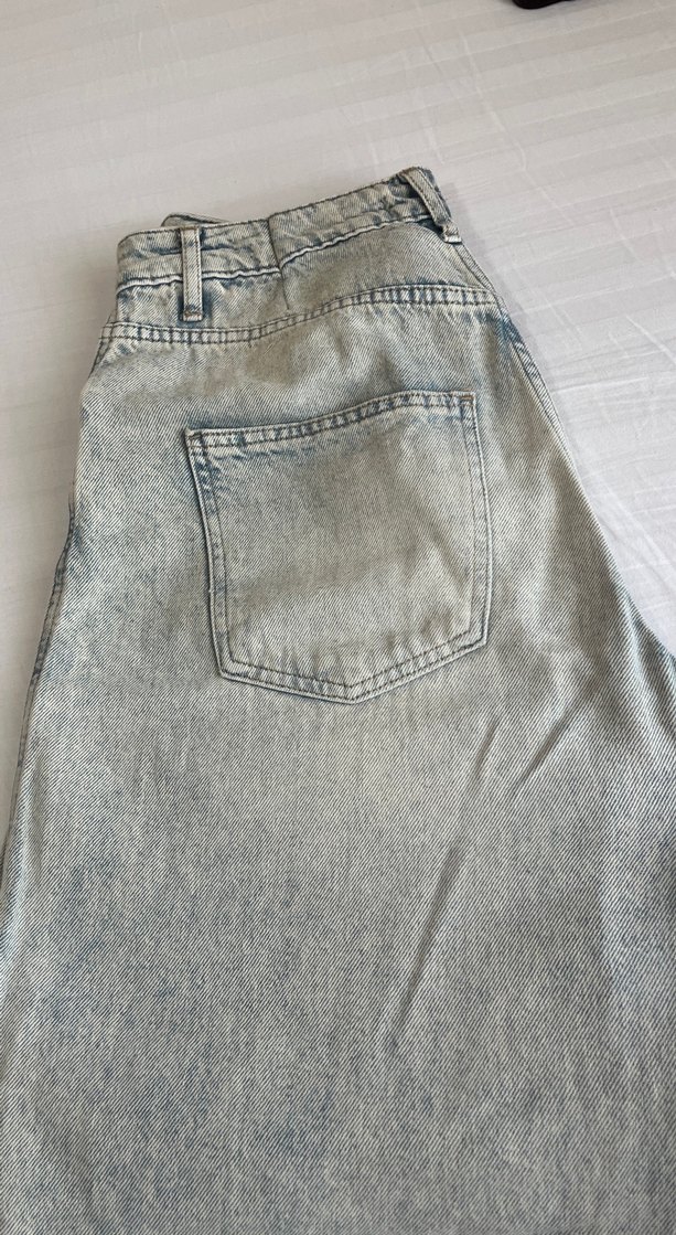 Açık Mavi Yıkamalı Rahat Denim Jean — görsel 3/5